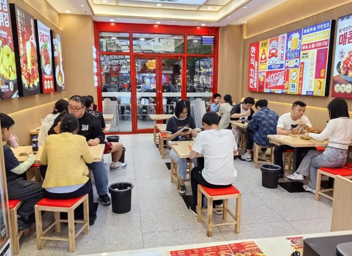 炸鸡专营店的逆袭：看三个先森如何用韩餐集合店打爆区域市场