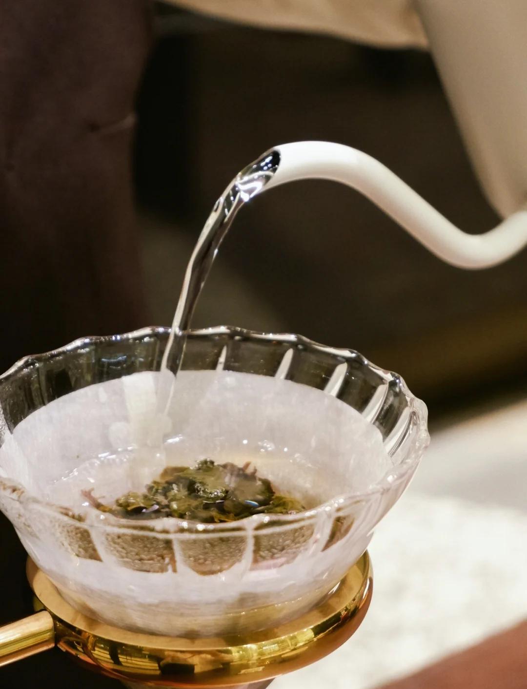 Yimo Cuicha: The New-Gen Tea Choice for Youth.