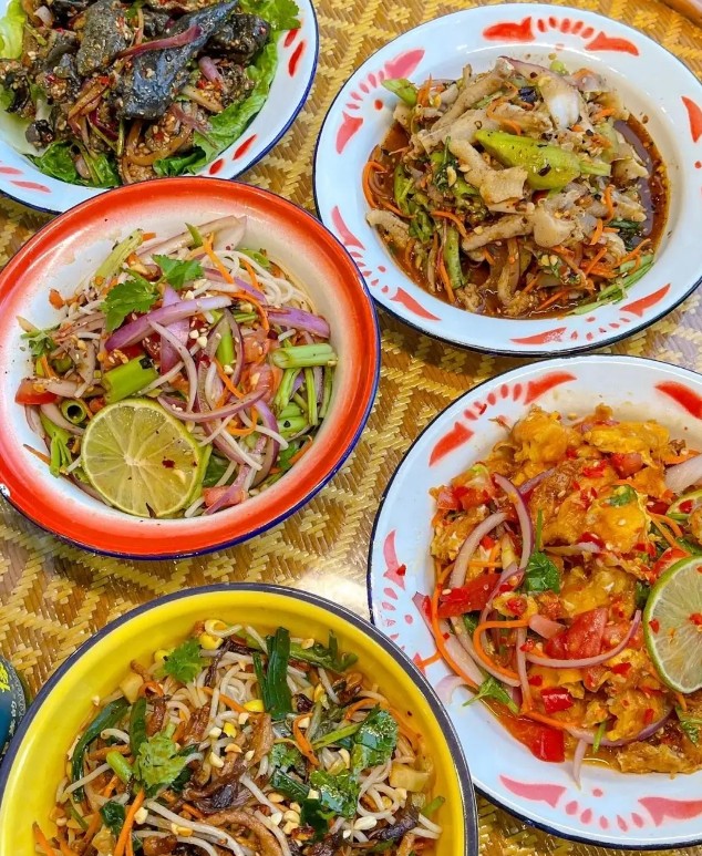 Why is Chun Guniang Daizhai, a Yunnan street food sensation, suddenly all the rage