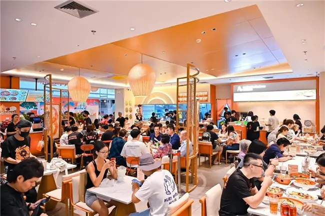 鱼你在一起荣膺2025中国餐饮出海TOP40，引领中餐出海新范式 
